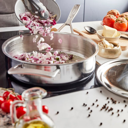 Demeyere Industry 5 Sauté-Pfanne / Schwenkpfanne / Bratpfanne mit geschlossenem Rand