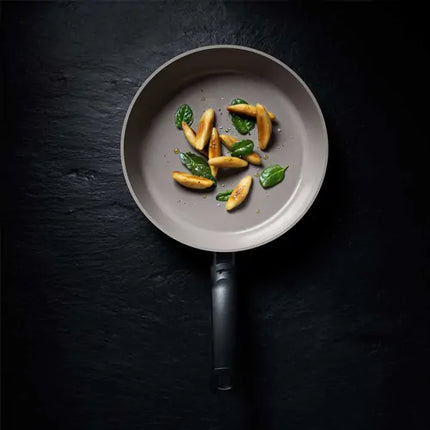 Fissler Ceratal Comfort Bratpfannen 24 + 28 cm – mit Deckeln
