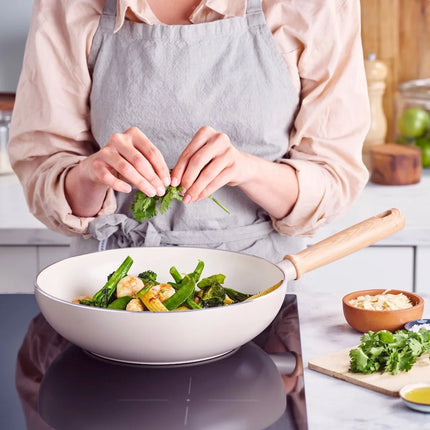 GreenChef Nordics Wokpan 28 cm Antiaanbak Crème koken
