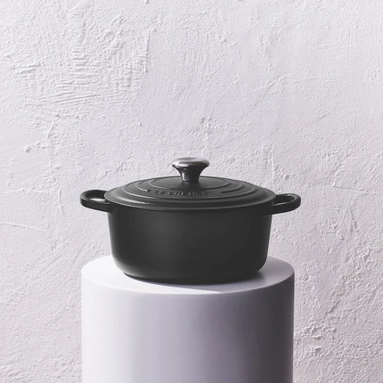 Le Creuset Signature Bratentopf Mattschwarz