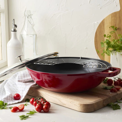 Staub Specialities Wok mit Glasdeckel Kirschrot 30cm