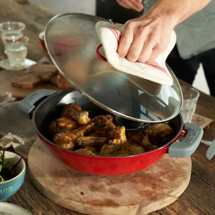 Staub Specialities Wok mit Glasdeckel Kirschrot 30cm