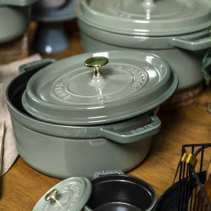 Staub Bräter La Cocotte Eukalyptus